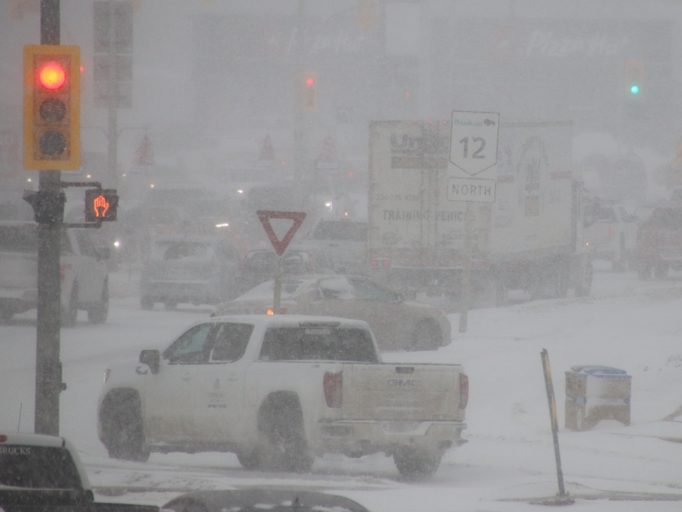 Hazardous travel expected Friday as blowing snow moves into southern Manitoba