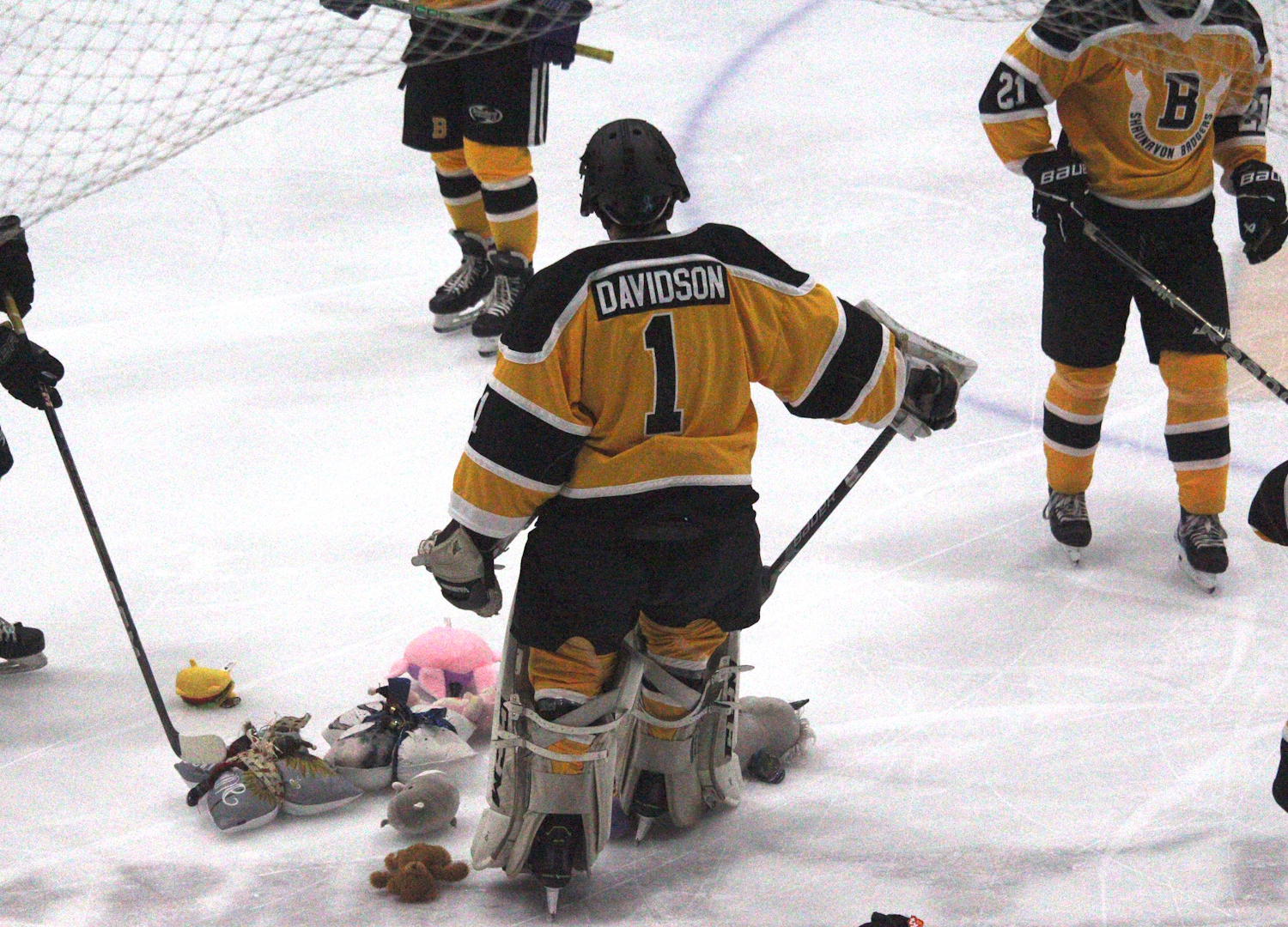 Badgers deliver festive win over Gull Lake on Local Sports Live