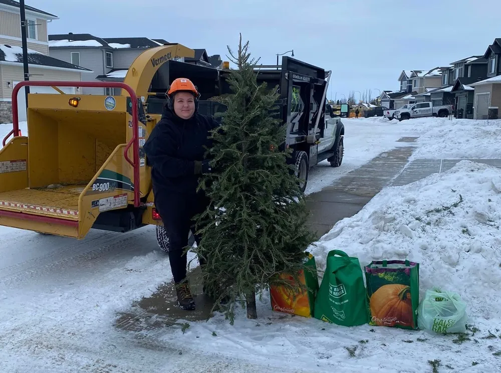 Food bank fundraiser offers curbside tree chipping in High River