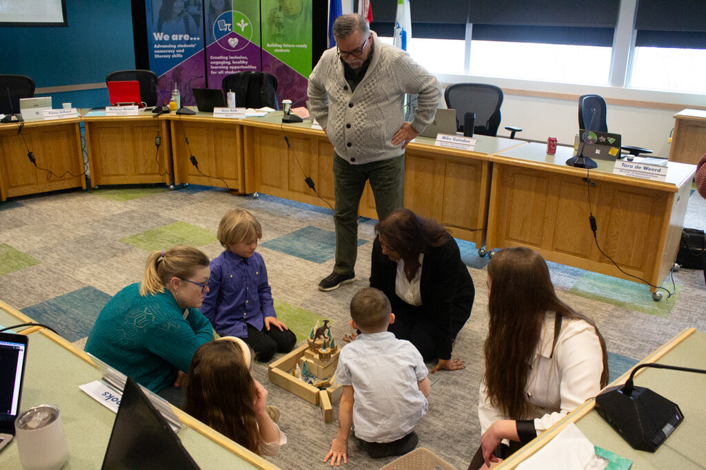 RVS showcases play - based learning at A . E . Bowers School - DiscoverAirdrie . com - Local News , Weather , Sports , and Job Listings for Airdrie , Alberta , and the Rocky View County region . 