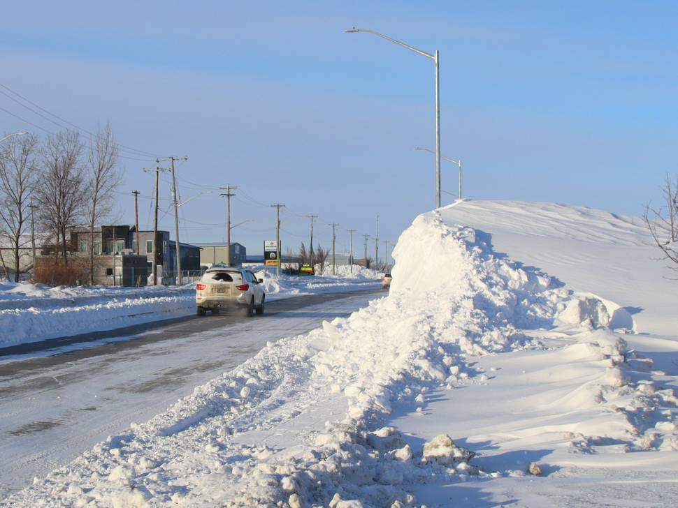 Snow clearing continues in the southeast after weekend storm ...
