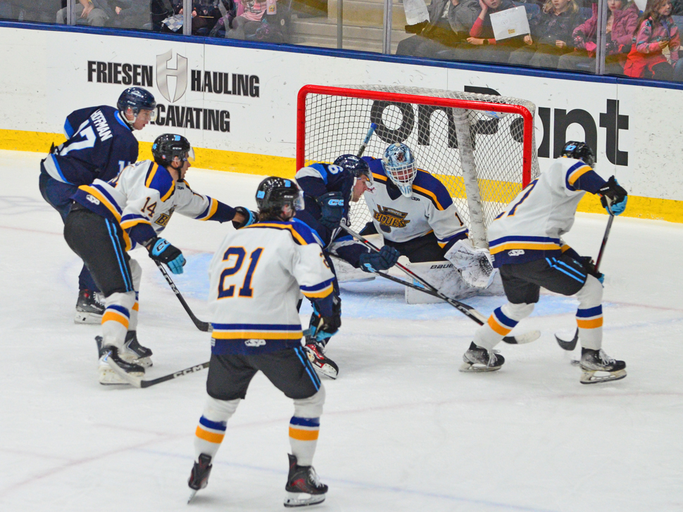 School kids treated to a show as Pistons defeat Blues in afternoon match - SteinbachOnline . com - Local news , Weather , Sports , Free Classifieds and Job Listings for Steinbach , Manitoba