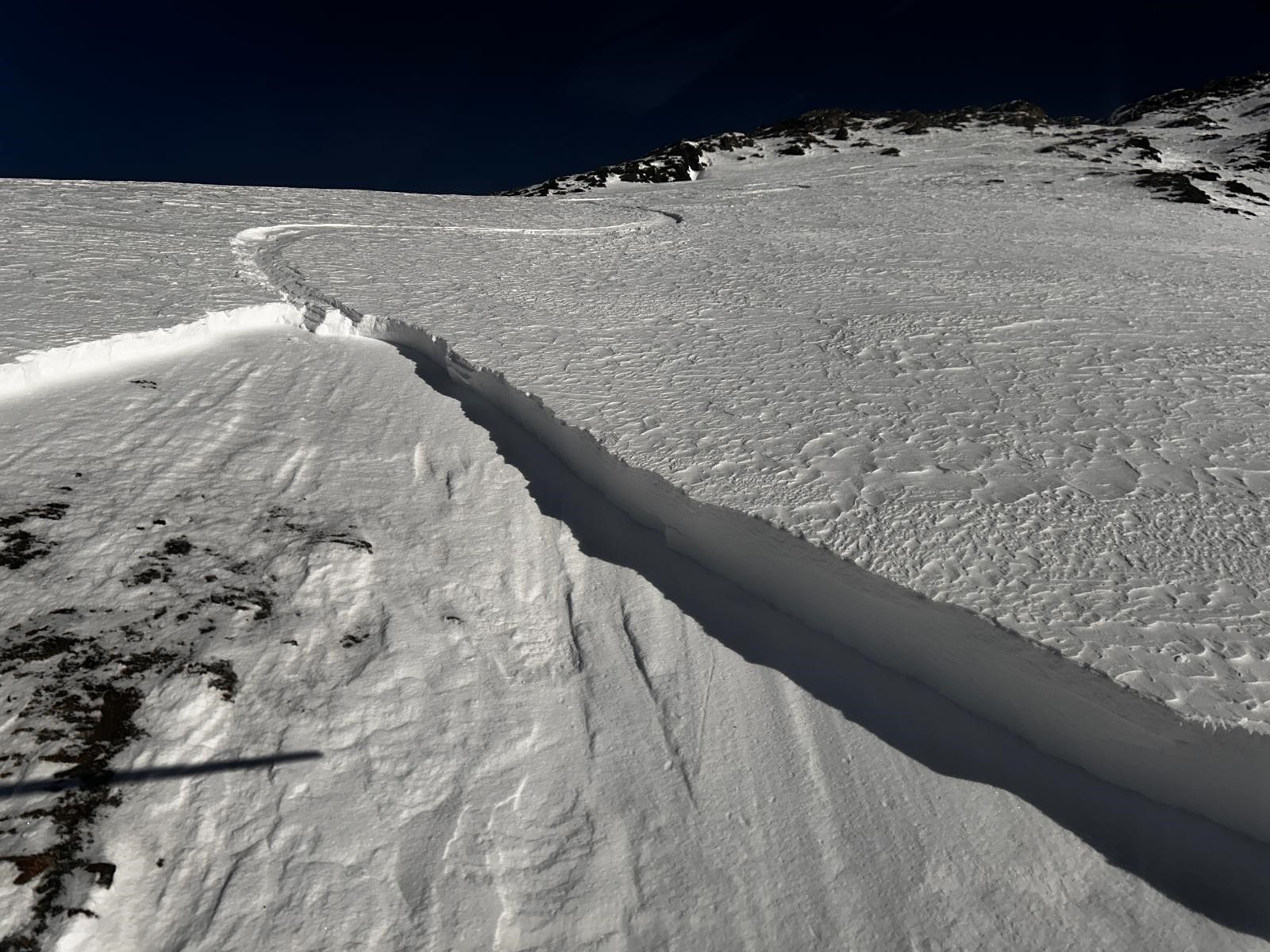 Avalanche caught on video outside Lake Louise ski area
