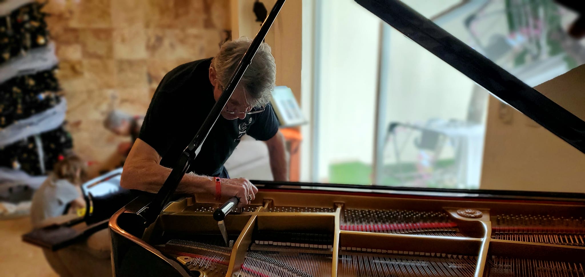 Calgary Piano House owner Artur Gieck leaves lasting mark on local arts