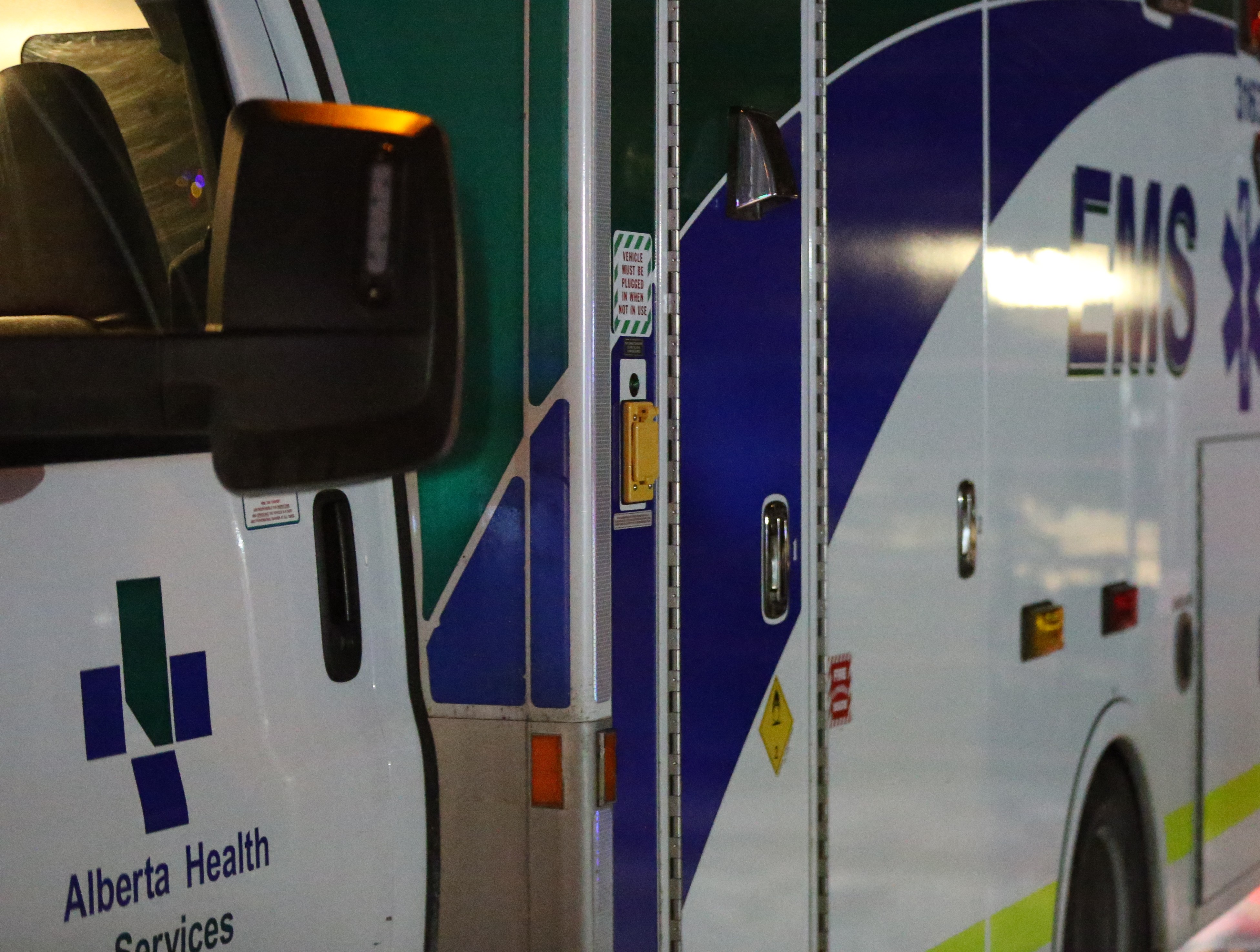 Canmore Inn & Suites says pool remains closed during ongoing inspections - DiscoverAirdrie . com - Local News , Weather , Sports , and Job Listings for Airdrie , Alberta , and the Rocky View County region . 