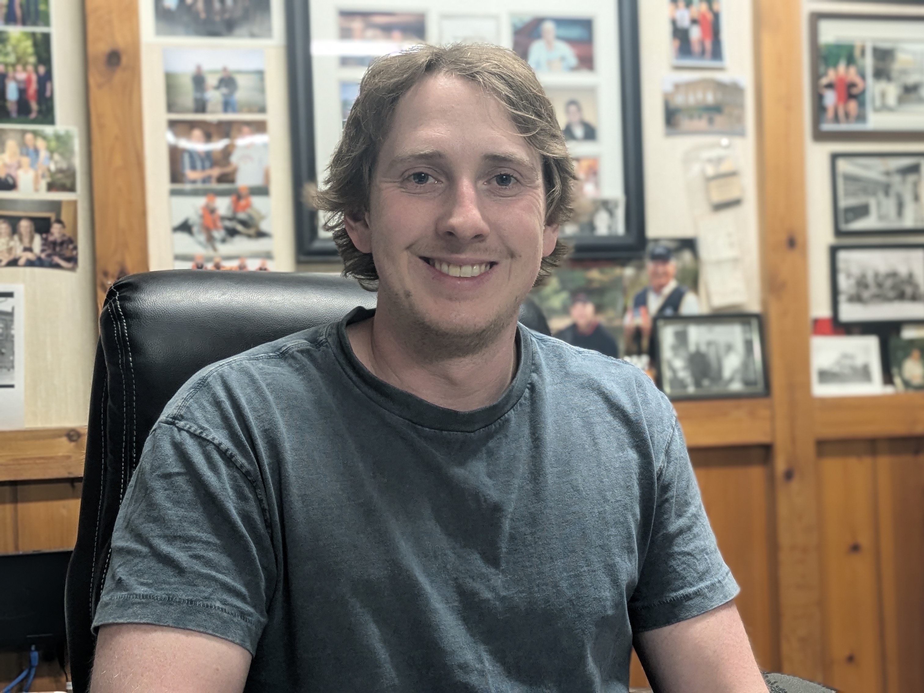 Portage retailer says focus should be on illegal gun smuggling, not licensed owners