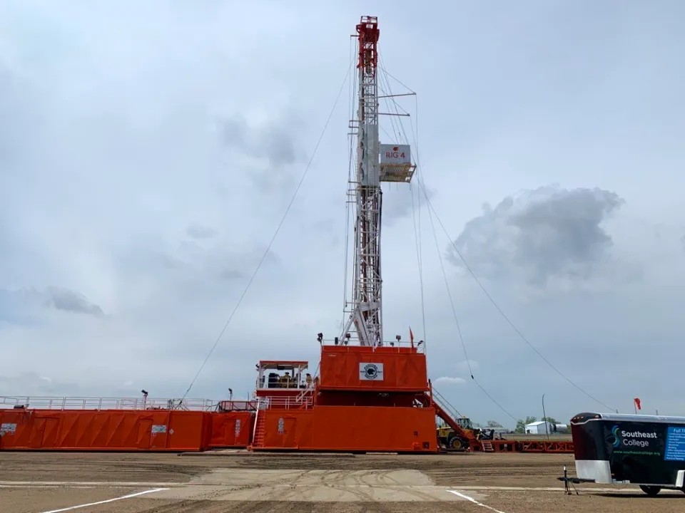 Pd Service Rig Province eases regulatory burden for service rig drivers ...