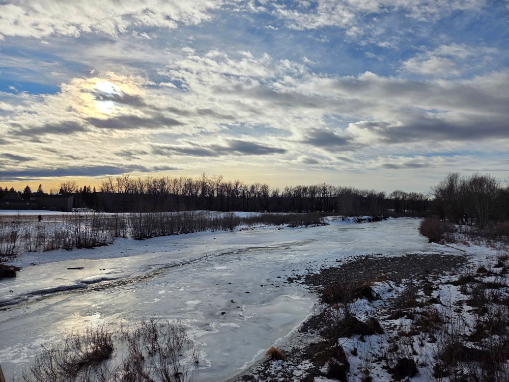 Chinook brings slick conditions, Diamond Valley Fire Rescue issues safety tips