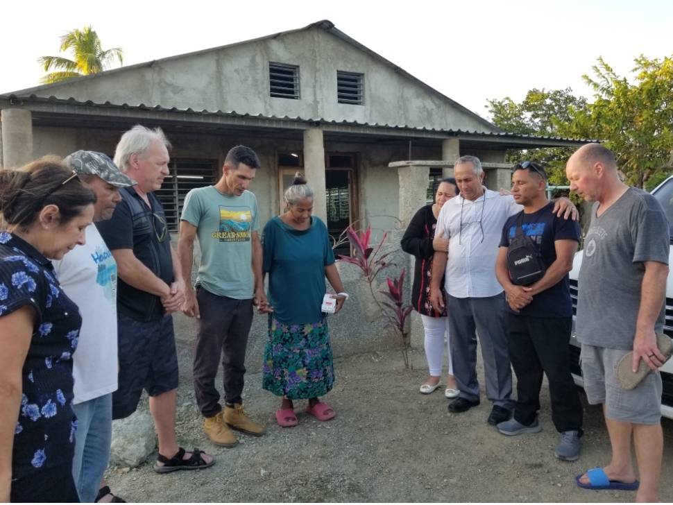 Steinbach businessmen rally support amid growing crisis in Cuba 