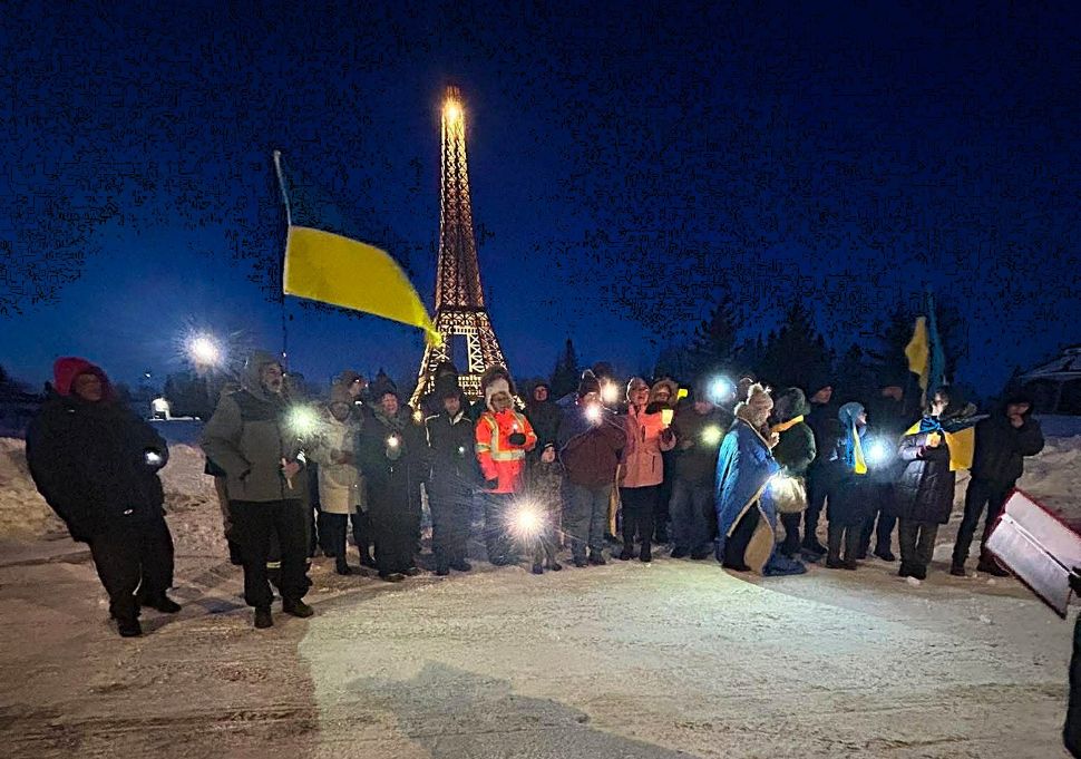 Village of Montmartre stands in solidarity with Ukraine