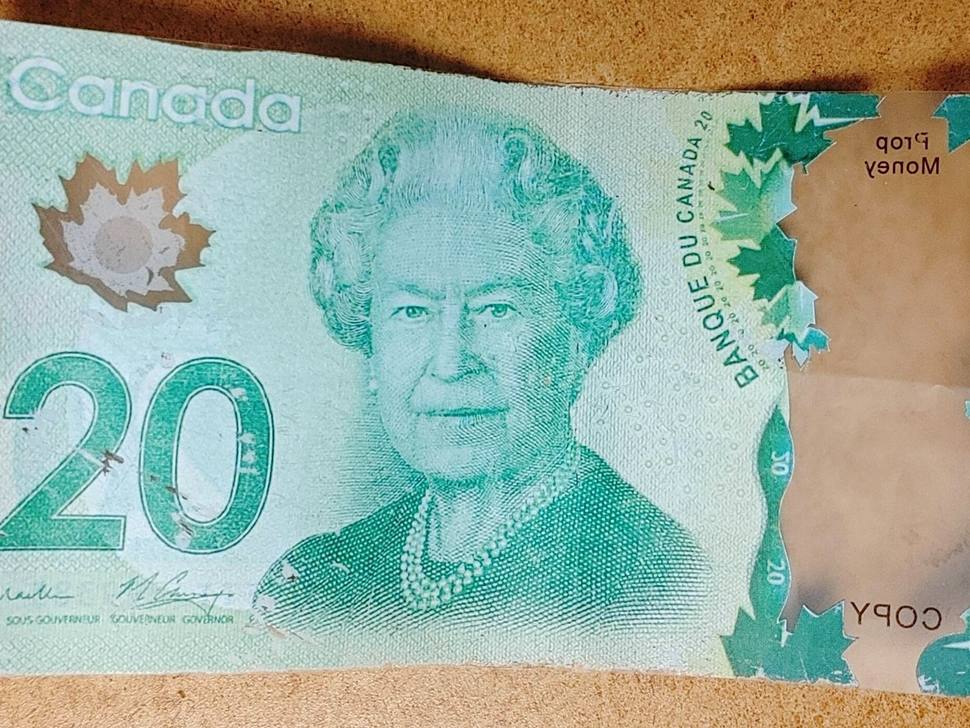 Counterfeit attempt reported at Steinbach business