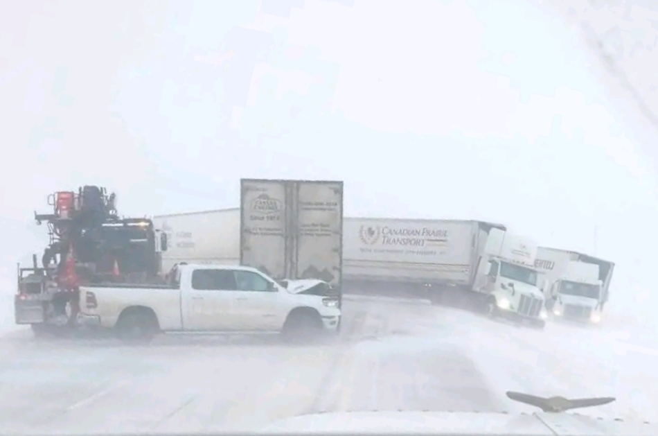 Trans-Canada closed near Brandon Thursday evening after blowing snow crashes