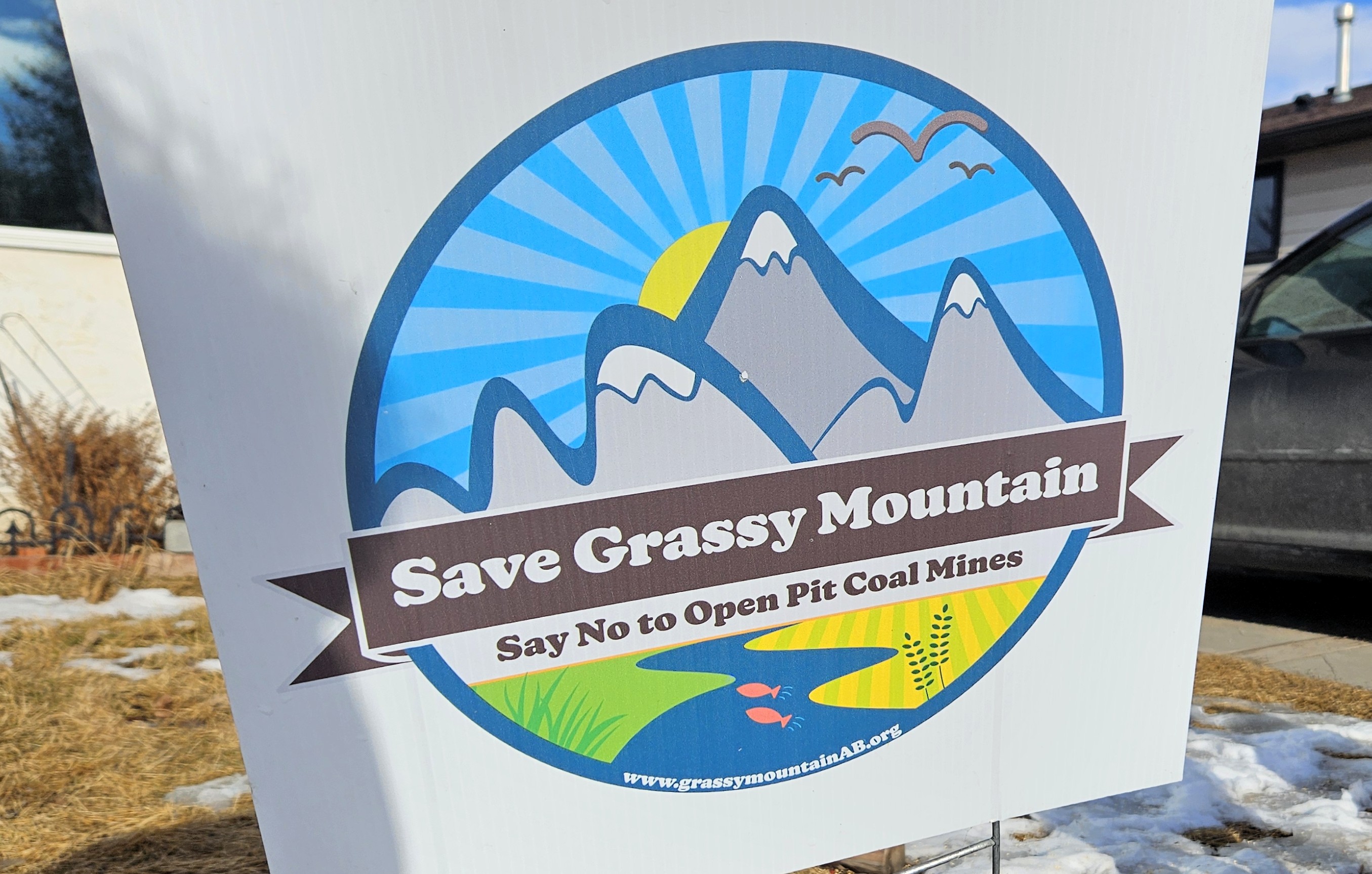 "Water Not Coal" campaign stops in Cochrane