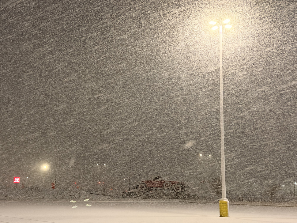 Snow squall warning closes all schools in southeast including HSD