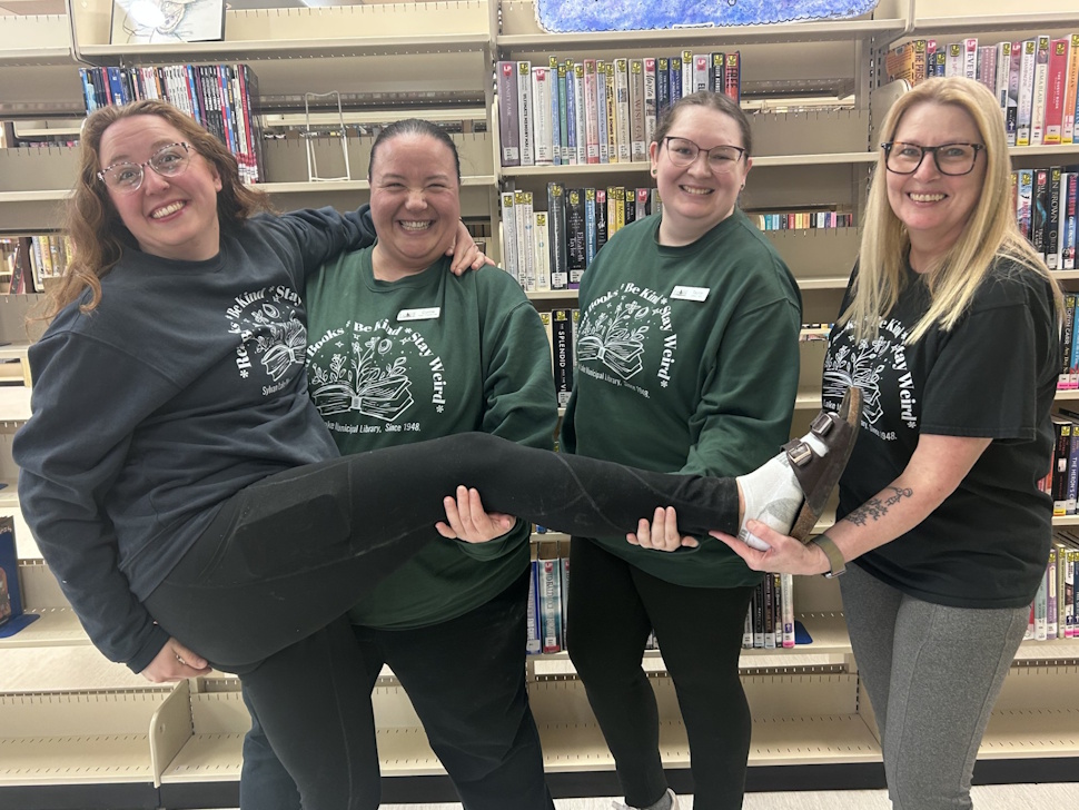 Wear your love of books: Fundraiser supports new Sylvan Lake Library