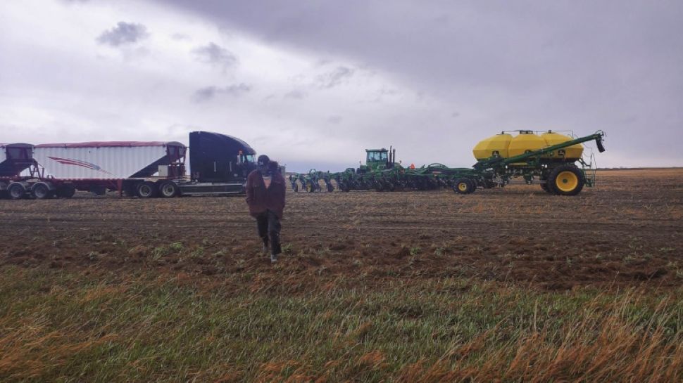Stress line for farmers seeing federal funding with Saskatchewan-based care