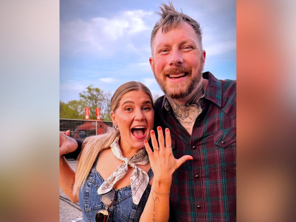 'It’s time to stop running': Ben Fuller proposes on stage in North Carolina