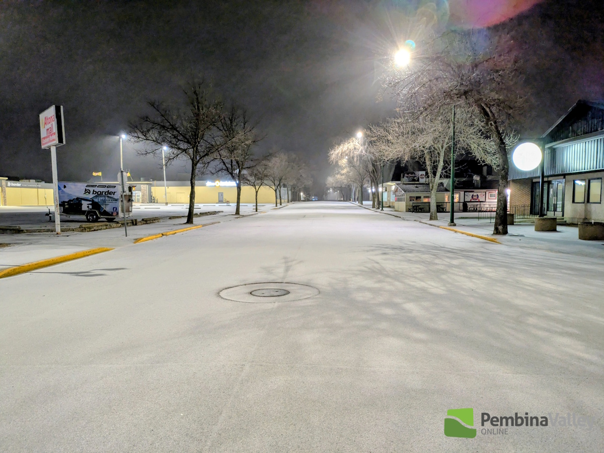 Manitoba Freezing Rain Warning: Road Conditions and Travel Alerts