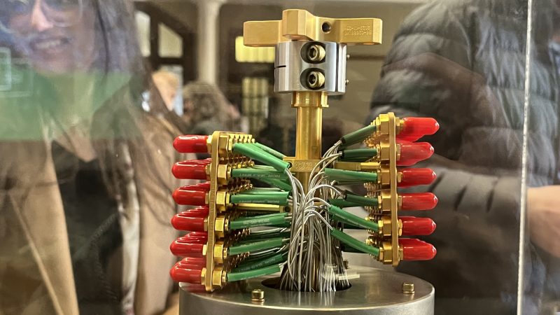 USask thrilled to be “entangled” with quantum computing scene