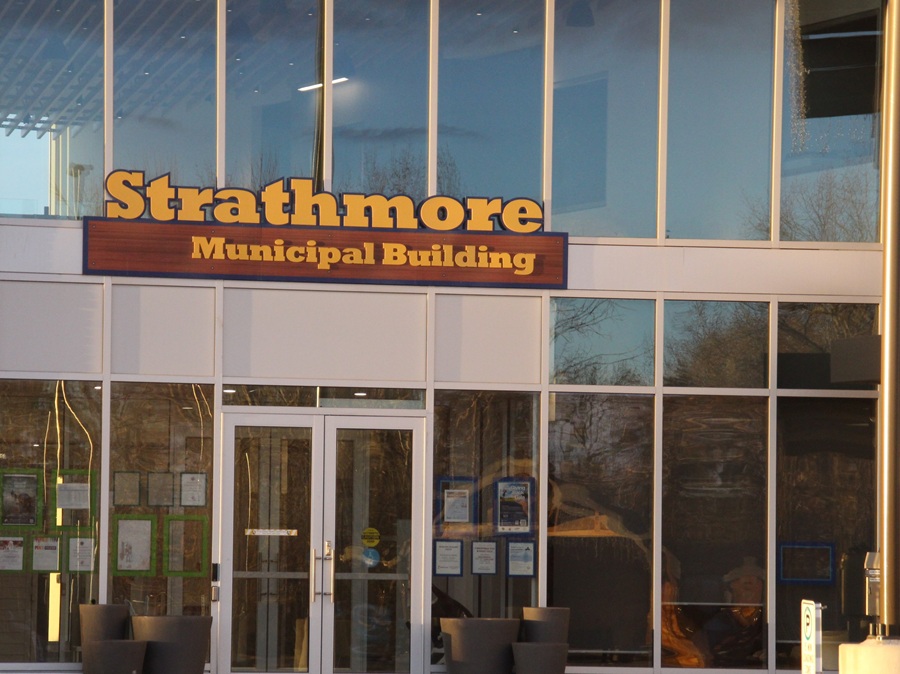 Strathmore extends Stage 3 water restrictions - StrathmoreNow.com ...