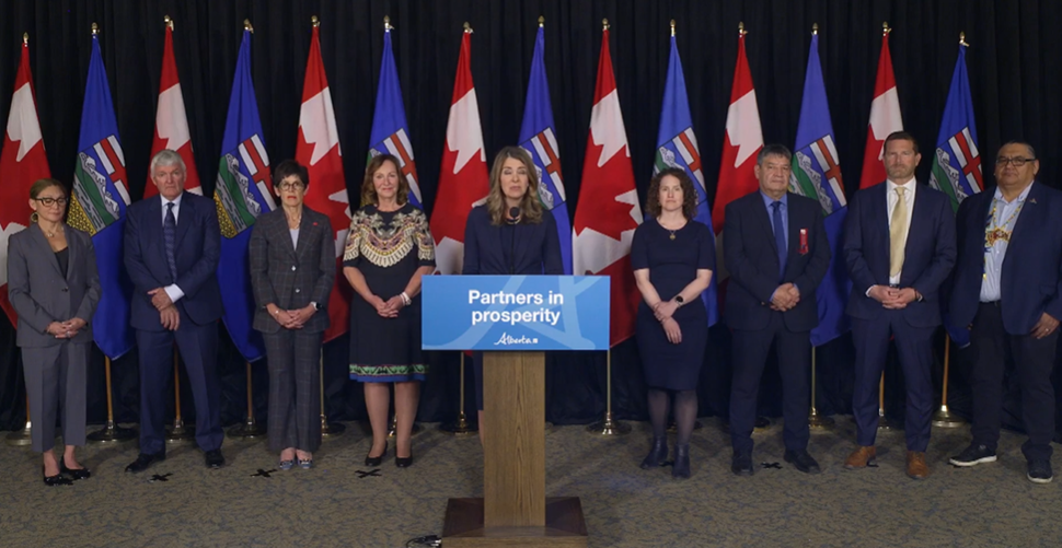 Smith says Alberta pipeline project could receive approval by 2027