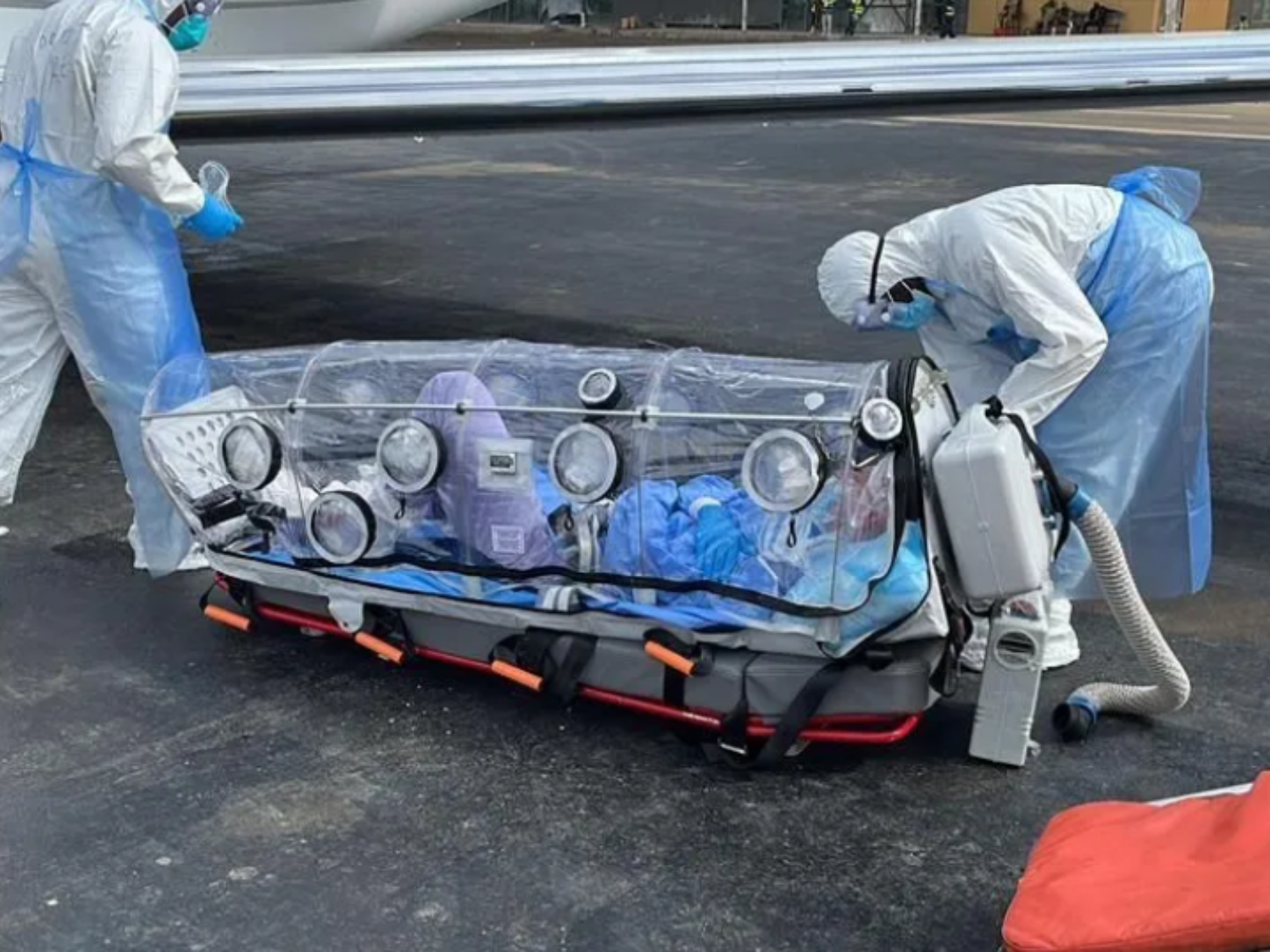 U.S. missionary doctor with Ebola remains critically ill but stable in Berlin hospital