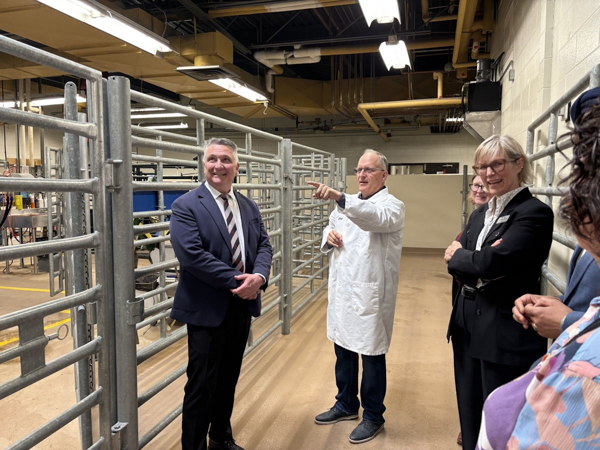 Federal Agriculture Minister focuses on research during first day of Saskatchewan visit