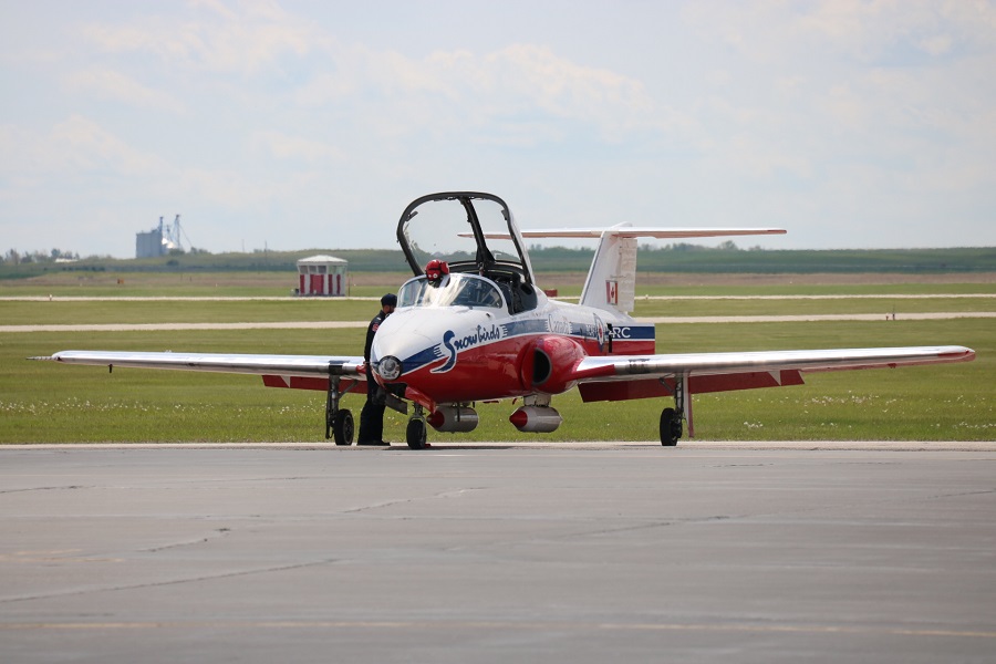 RCAF Snowbirds Future Uncertain as MP Cites Potential Five-Year Hiatus — image 1