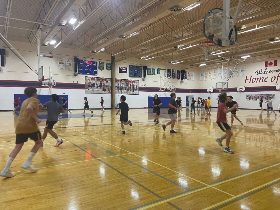 ECS Open gym night welcomes Grade 8 students to Estevan high school ...