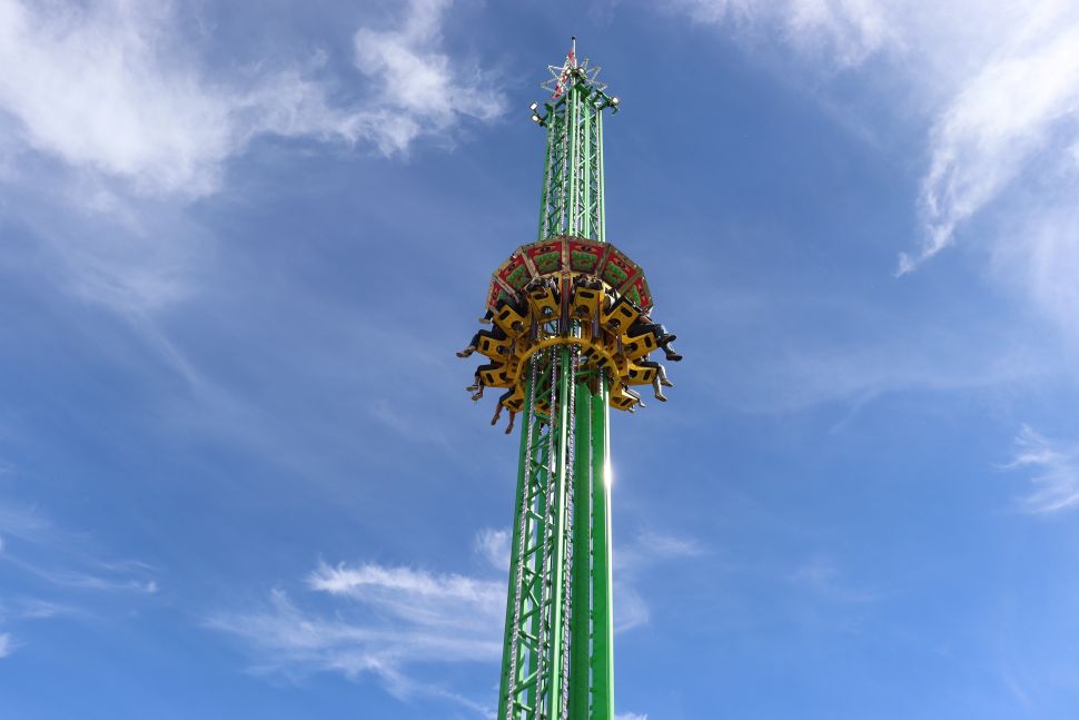 Midway Magic: 20 rides power Energy City Ex in Estevan ...
