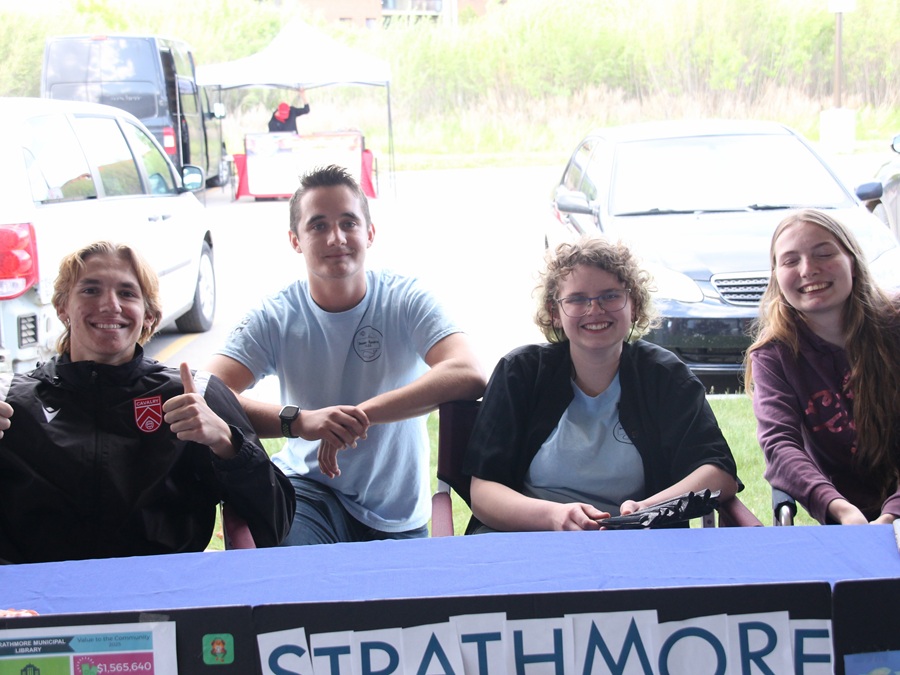 Photos: Strathmore Farmers Market returns for summer - StrathmoreNow ...