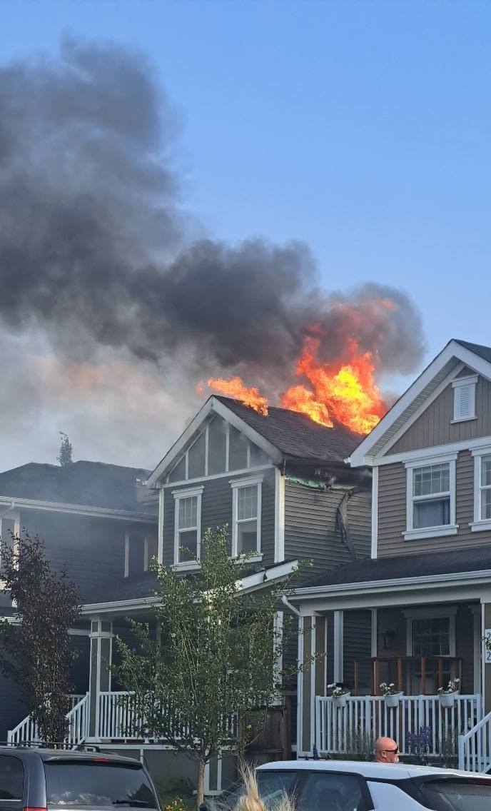 Fire displaces Riversong family, pets rescued
