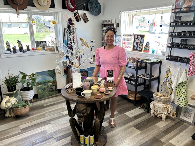 Her Voice: Melissa Chegus — Building community, one connection at a "Thyme"