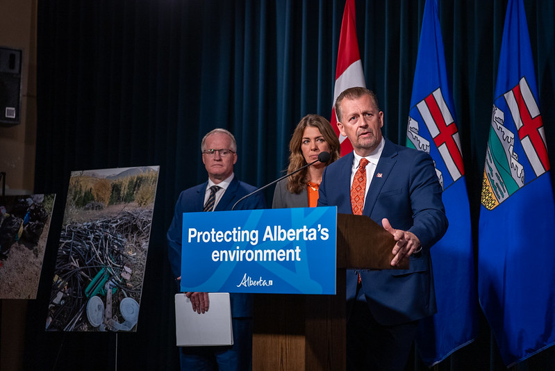 Alberta proposes illegal-dumping fines up to $1M for corporations