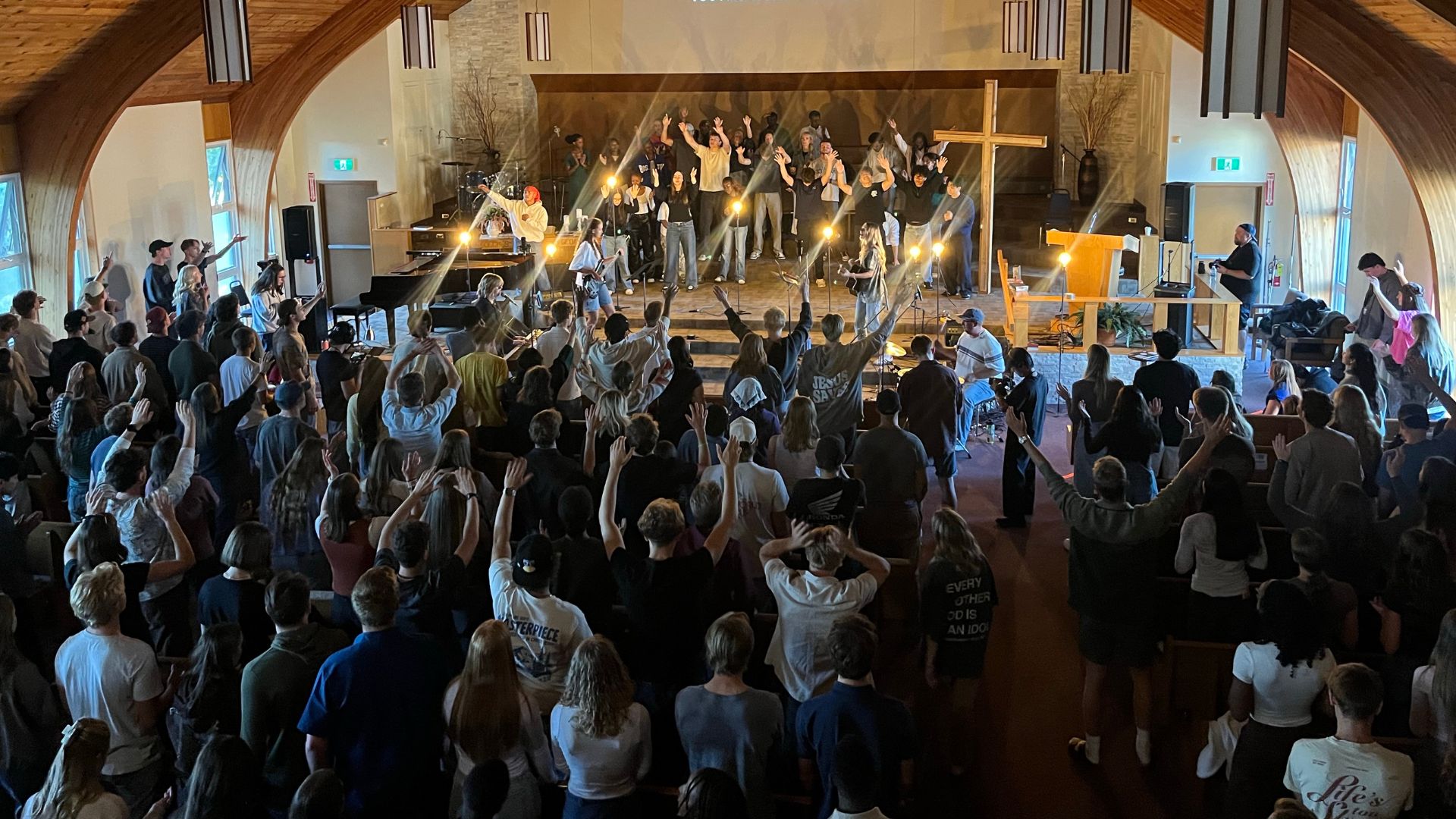 More than 300 Manitoba young adults gather to worship at Open Space kickoff