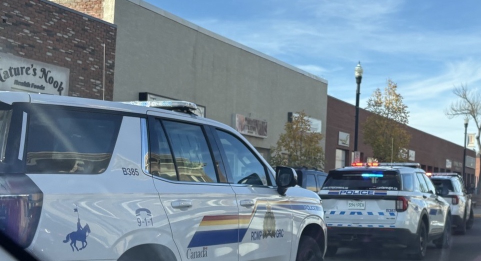 Truck impounded & ticket issued during downtown traffic stop