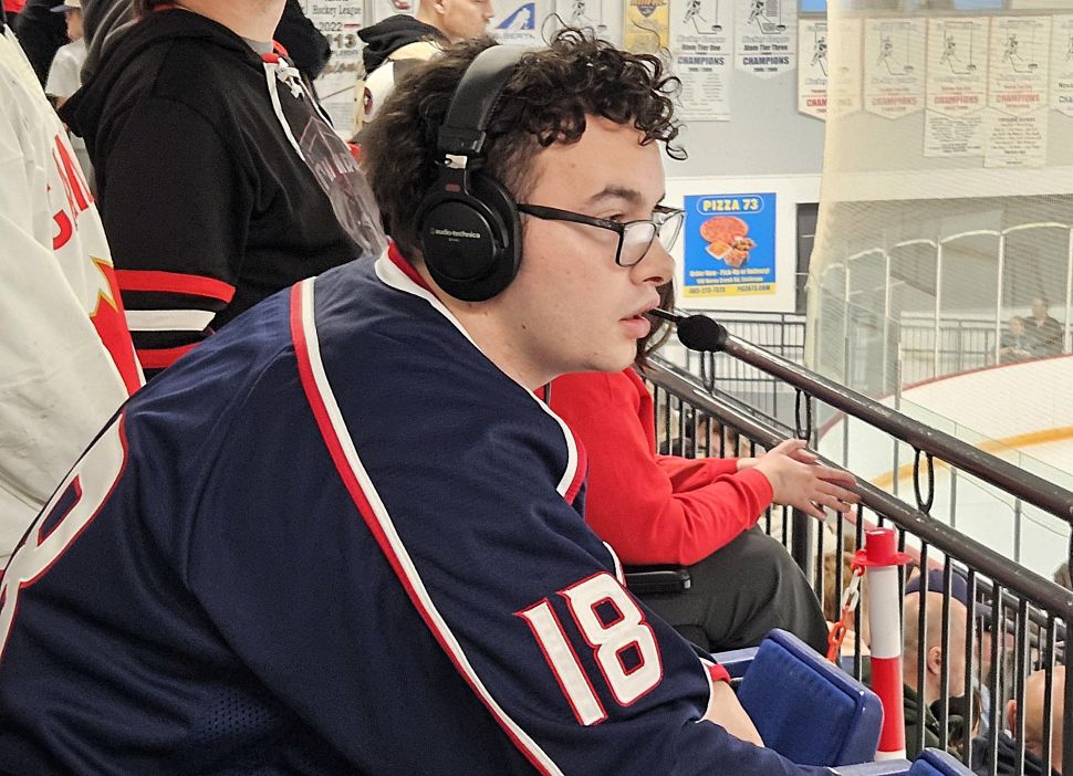 lionel announcer.jpg